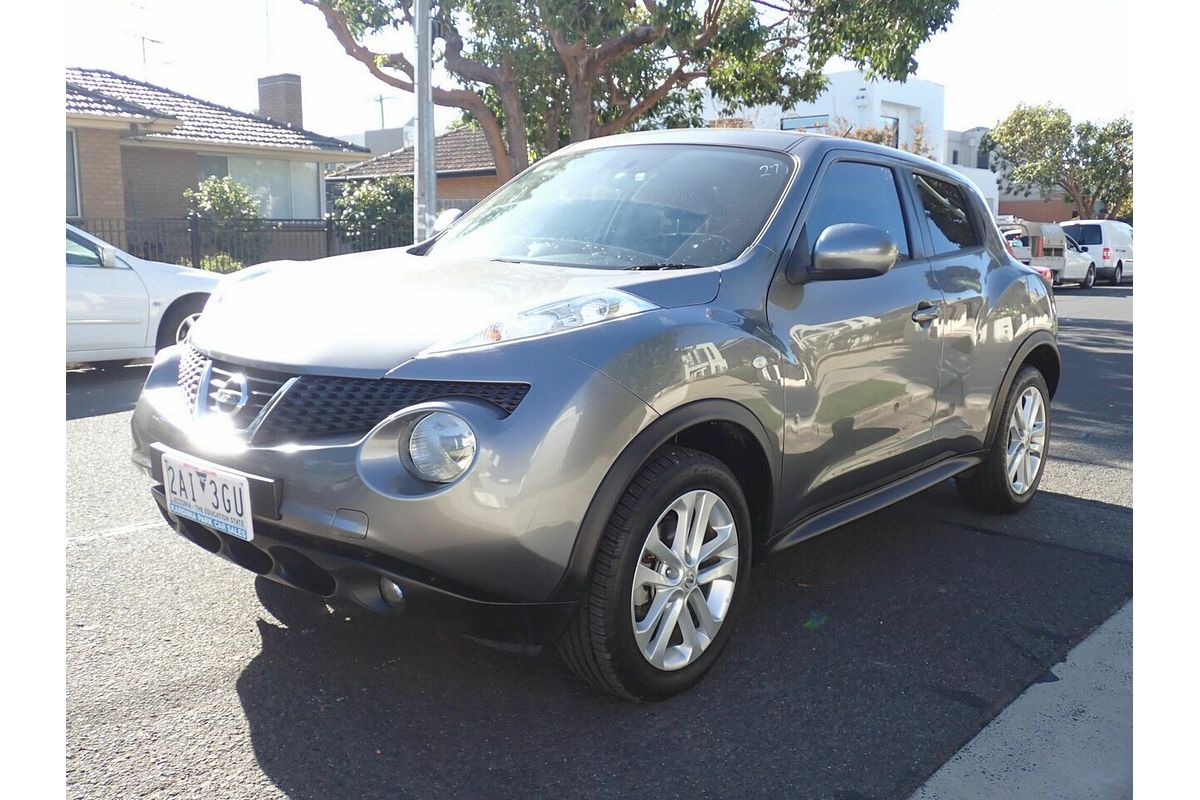 2013 Nissan Juke ST (FWD) F15
