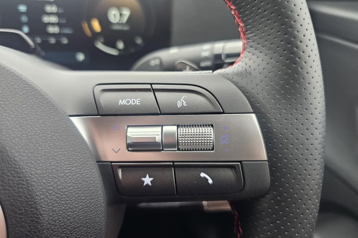 2025 Hyundai Kona Premium N Line SX2.V2