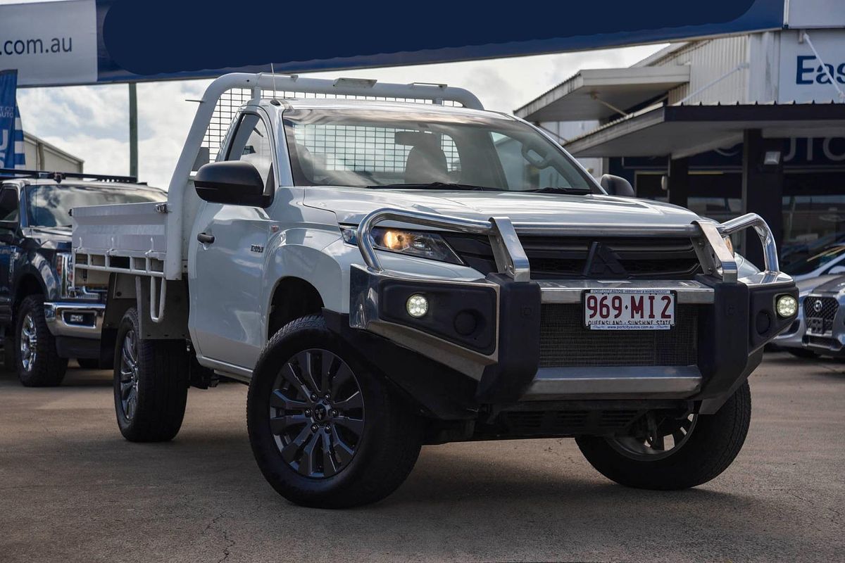 2019 Mitsubishi Triton GLX MR 4X4