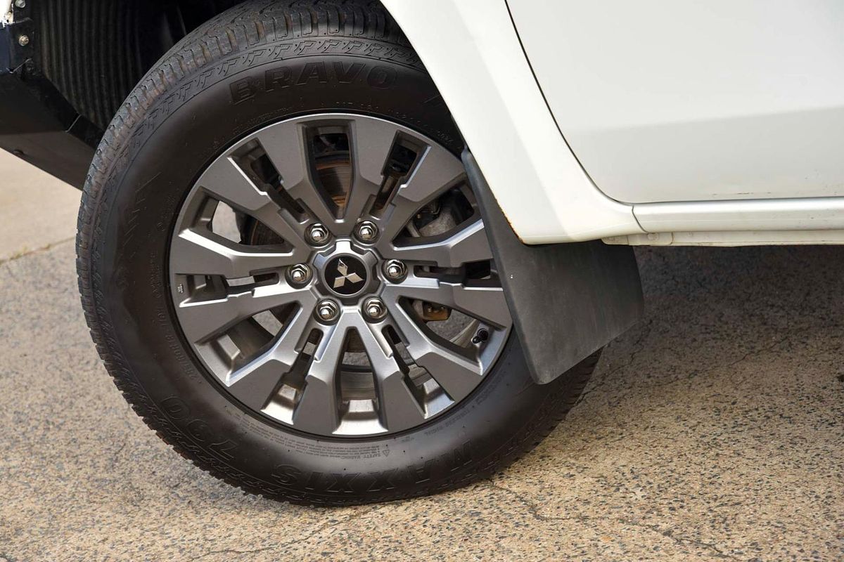 2019 Mitsubishi Triton GLX MR 4X4
