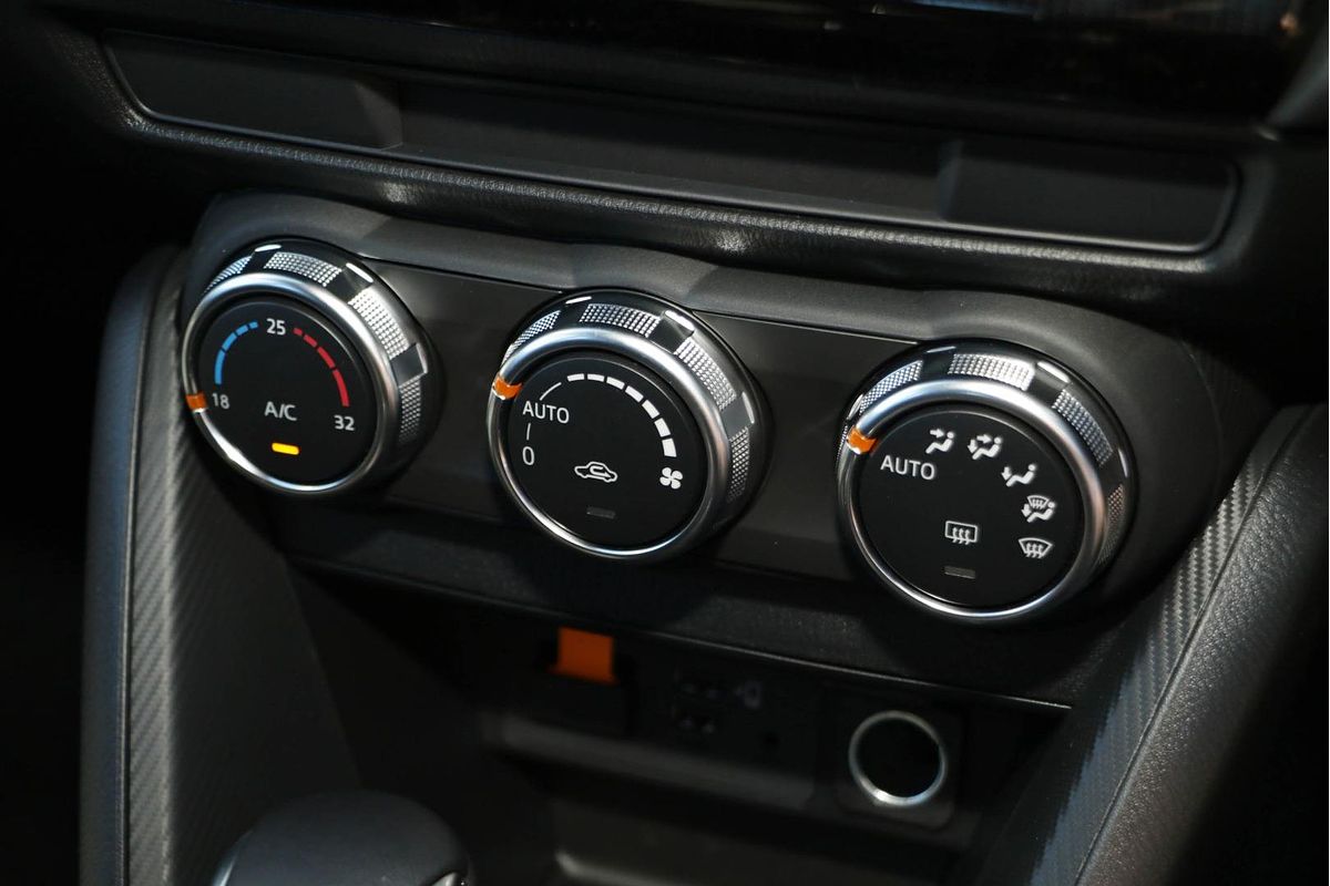 2025 Mazda 2 G15 Evolve DJ Series