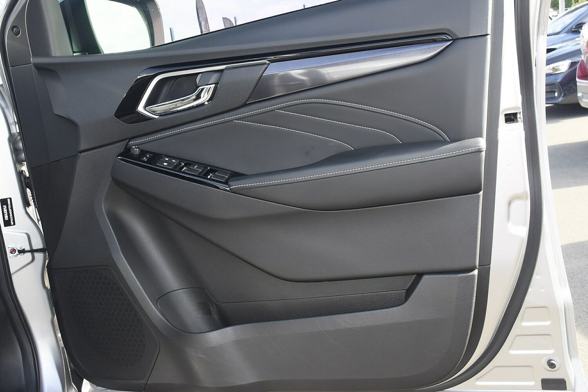 2023 Isuzu MU-X LS-T