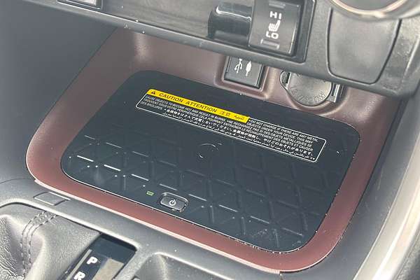 2019 Toyota RAV4 Cruiser AXAH54R