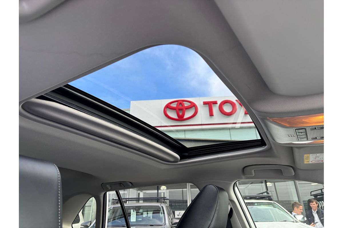 2019 Toyota RAV4 Cruiser AXAH54R