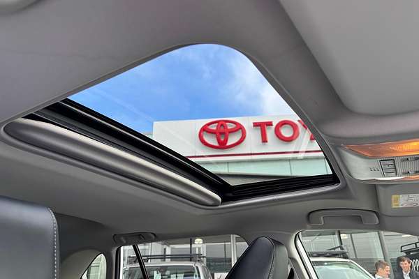 2019 Toyota RAV4 Cruiser AXAH54R