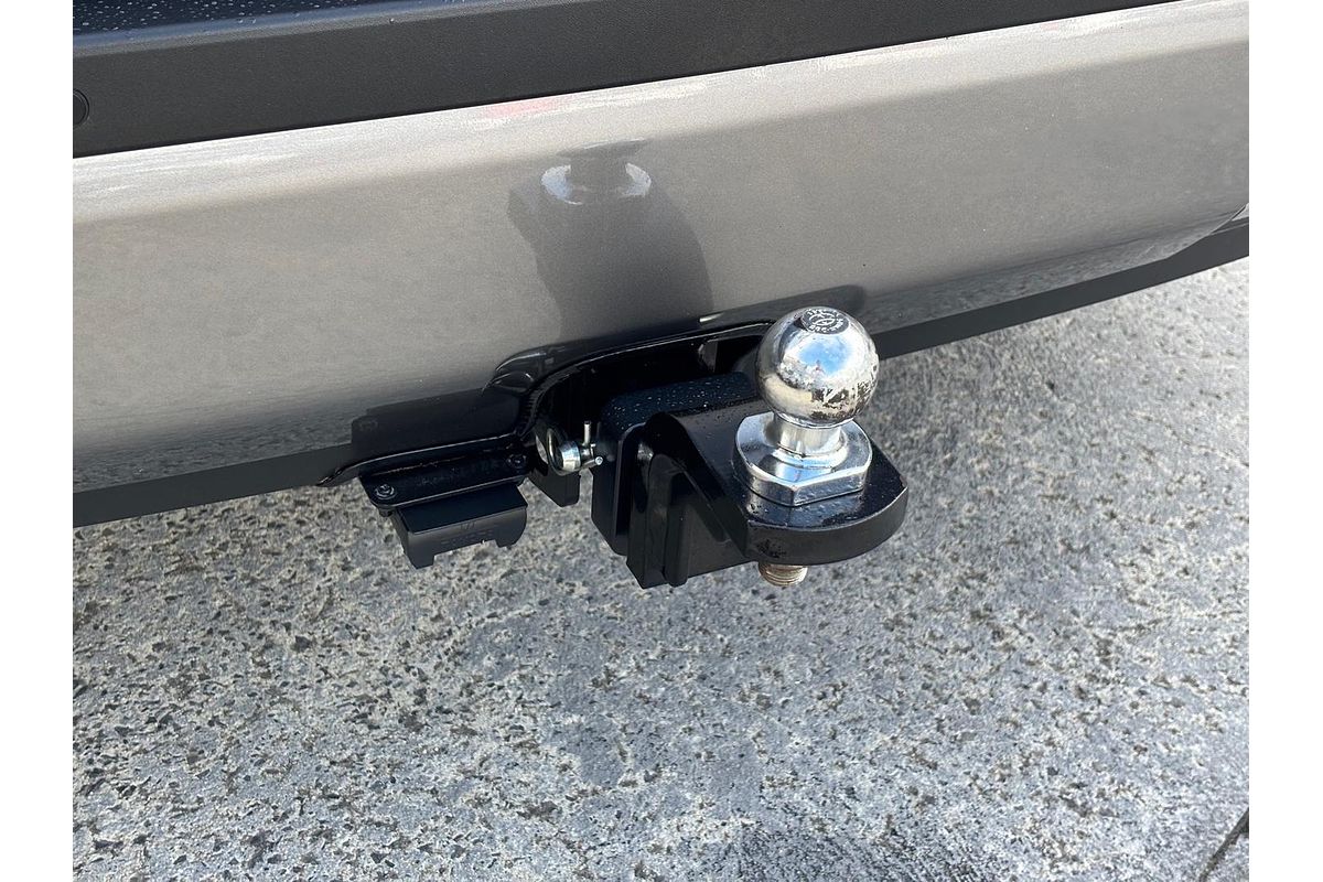 2019 Toyota RAV4 Cruiser AXAH54R