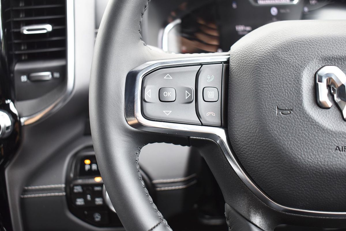 2024 RAM 1500 Laramie DT 4X4 SWB