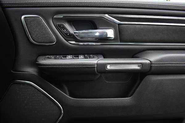 2024 RAM 1500 Laramie DT 4X4 SWB