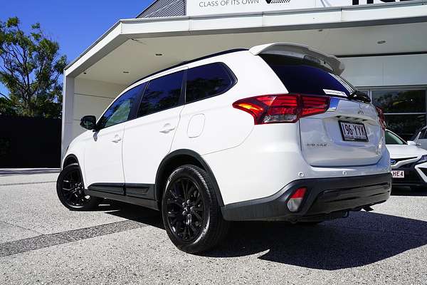 2019 Mitsubishi OUTLANDER OUTLANDER BLACK EDITION 7 SEAT (AWD) ZL6B46