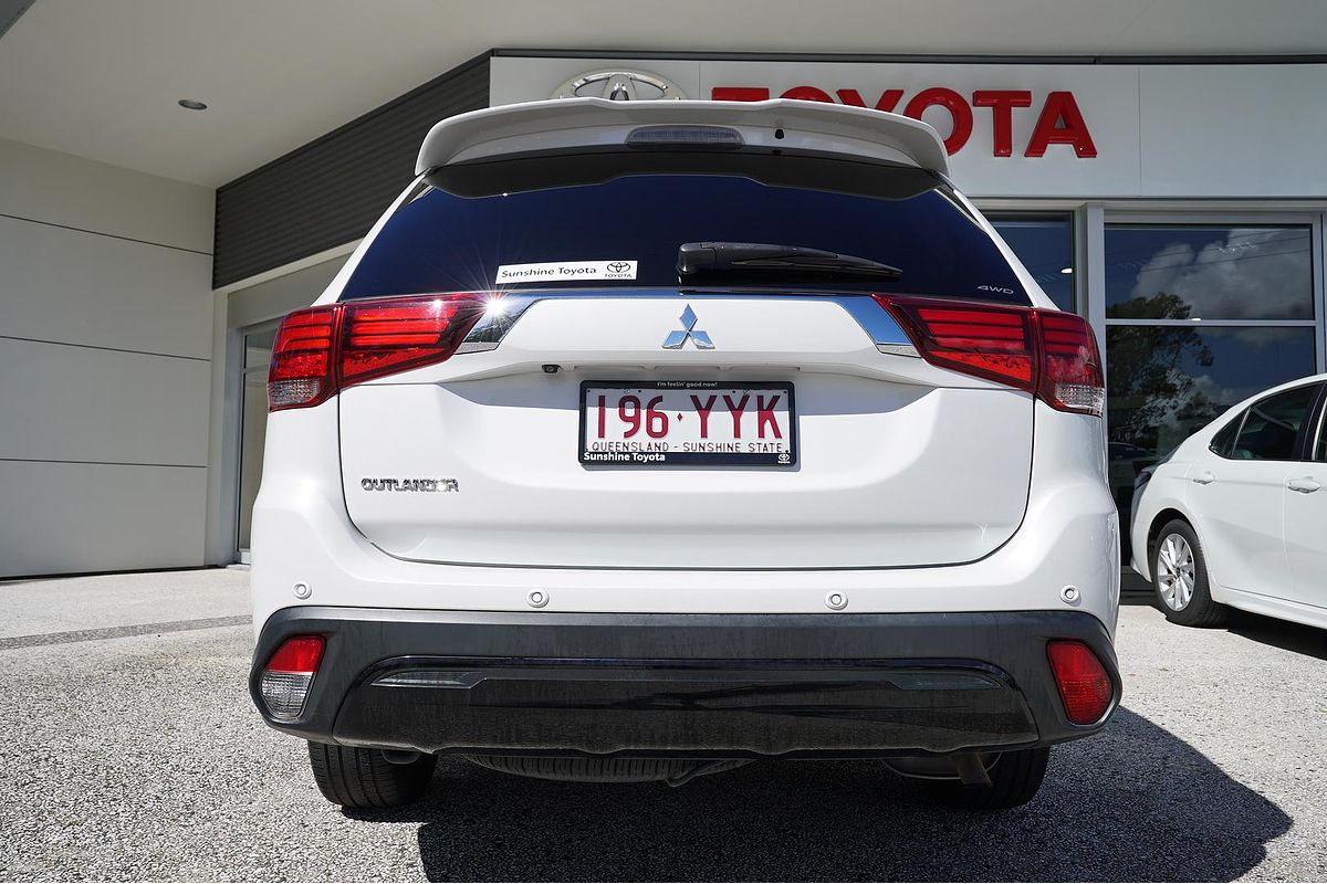 2019 Mitsubishi OUTLANDER OUTLANDER BLACK EDITION 7 SEAT (AWD) ZL6B46