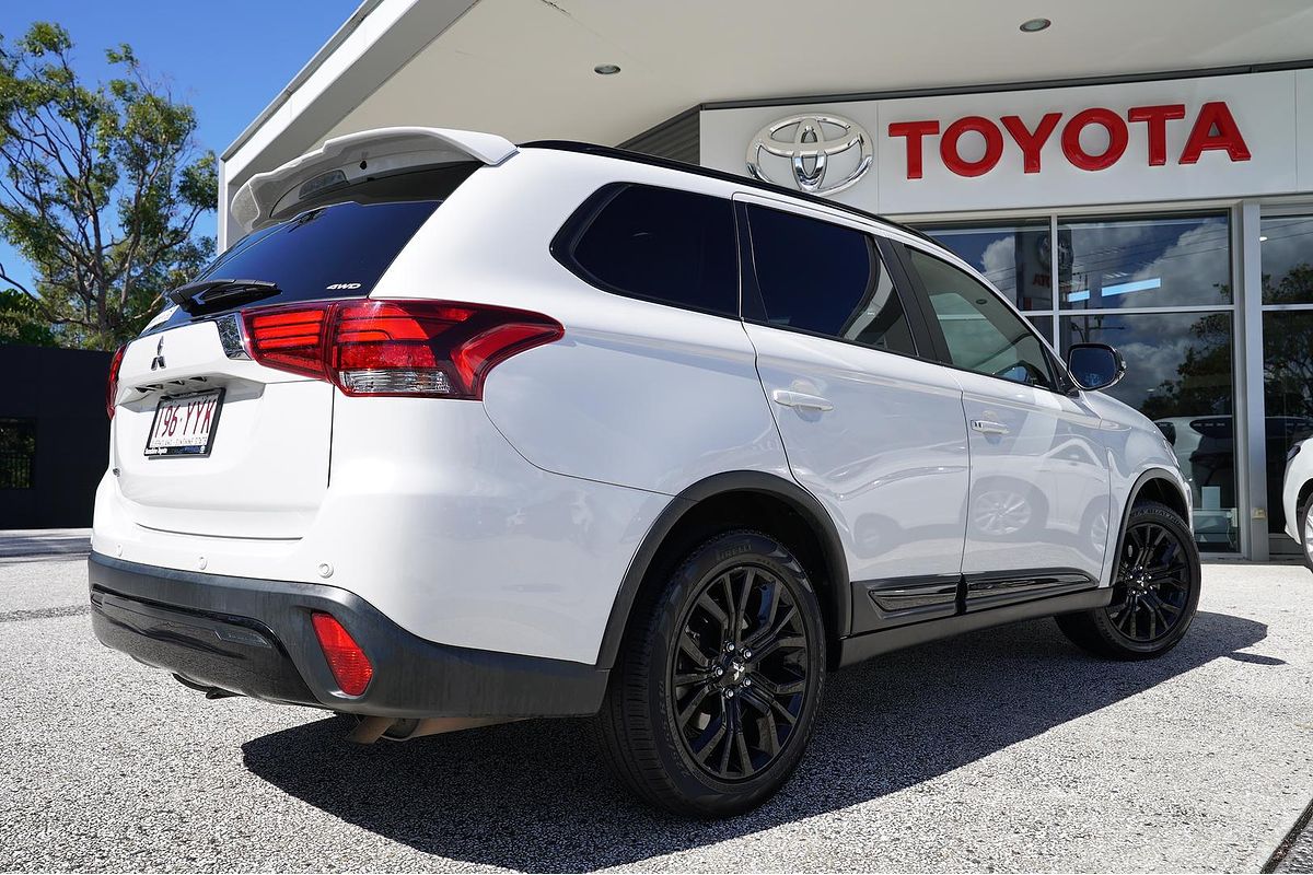 2019 Mitsubishi OUTLANDER OUTLANDER BLACK EDITION 7 SEAT (AWD) ZL6B46
