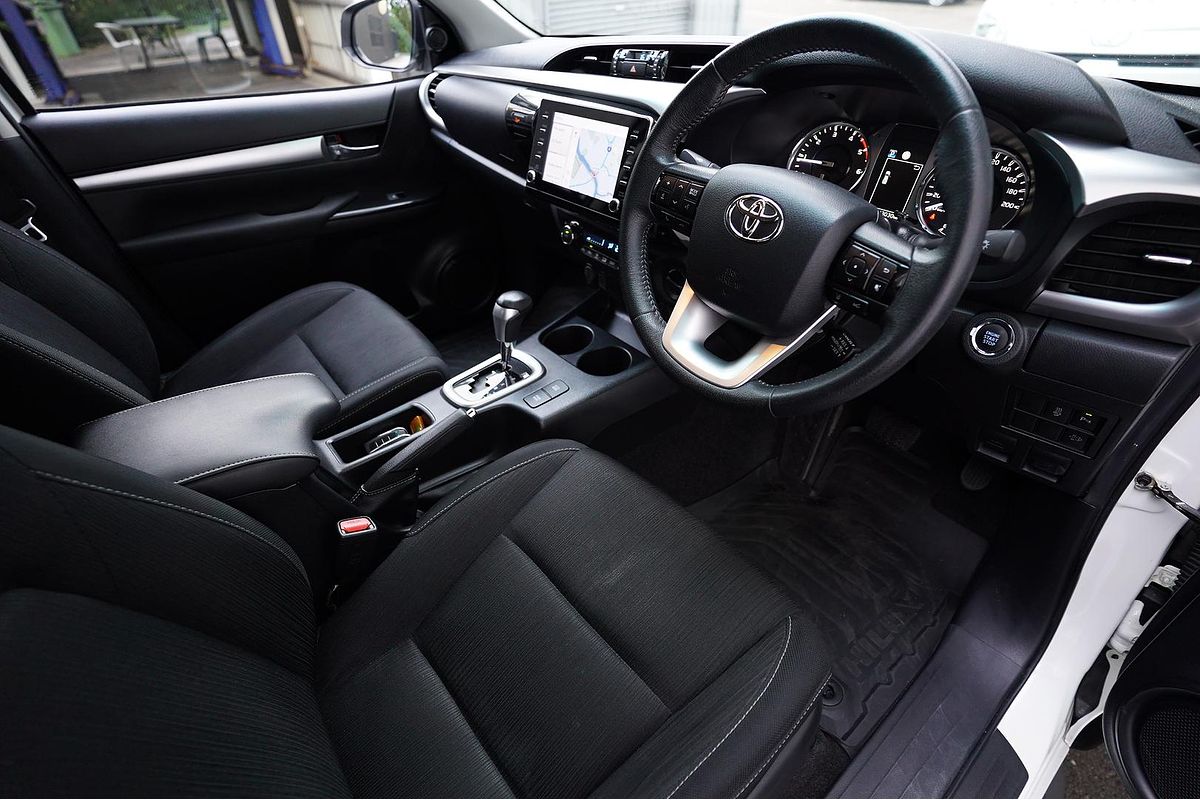 2020 Toyota Hilux 4x4 Hilux 4x4 SR5 2.8L T Diesel Automatic Double Cab