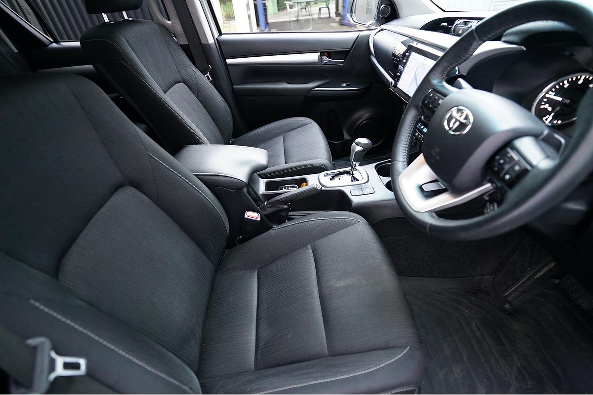 2020 Toyota Hilux 4x4 Hilux 4x4 SR5 2.8L T Diesel Automatic Double Cab