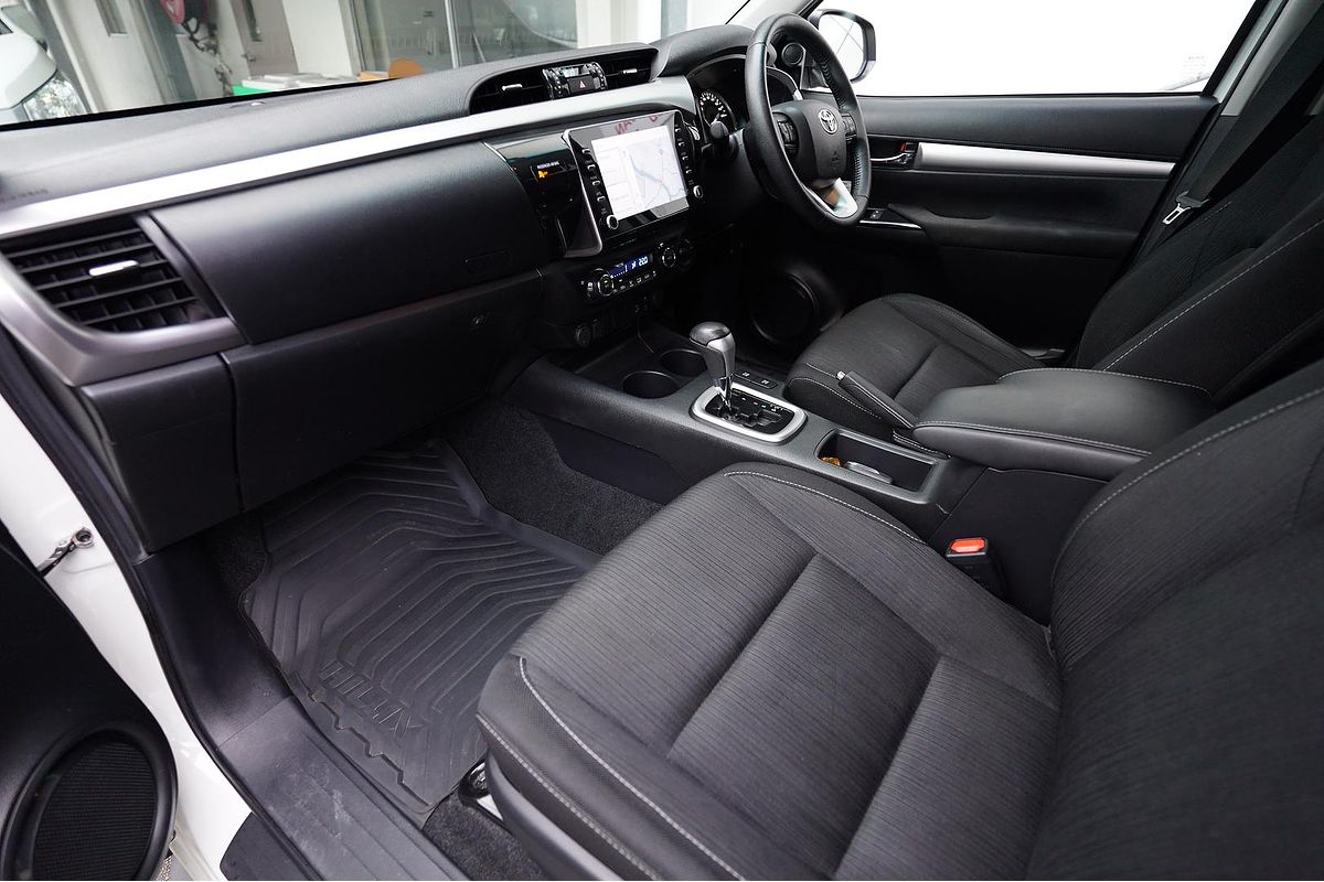 2020 Toyota Hilux 4x4 Hilux 4x4 SR5 2.8L T Diesel Automatic Double Cab
