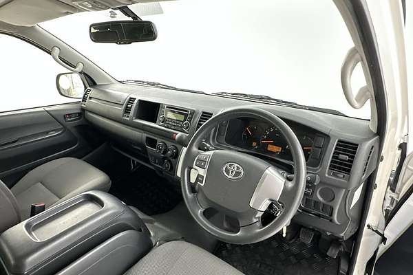 2016 Toyota Hiace Commuter TRH223R