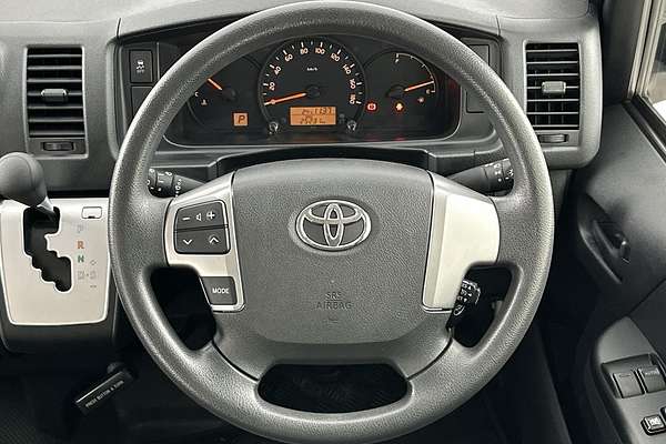 2016 Toyota Hiace Commuter TRH223R