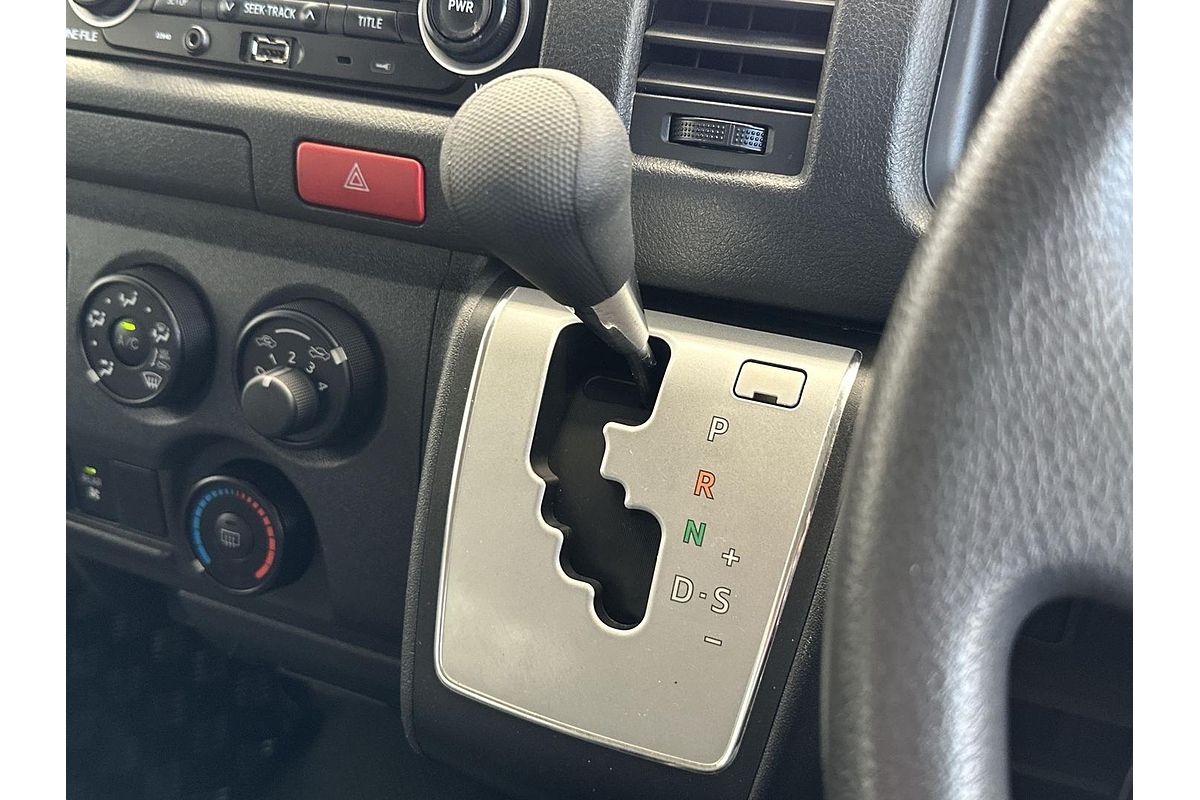 2016 Toyota Hiace Commuter TRH223R