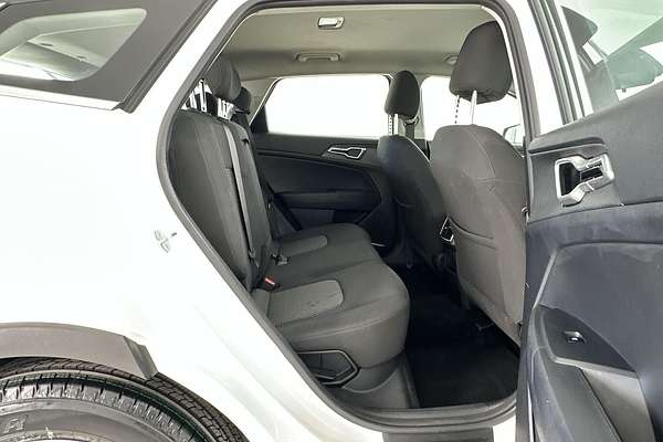 2023 Kia Sportage S NQ5