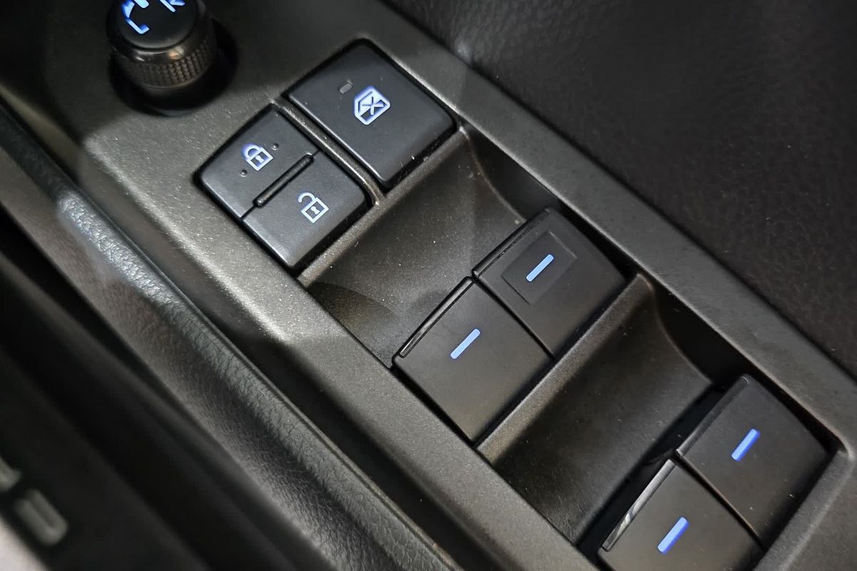 2023 Toyota Camry Ascent AXVH70R