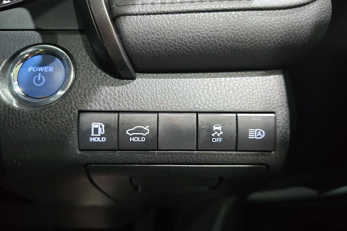 2023 Toyota Camry Ascent AXVH70R