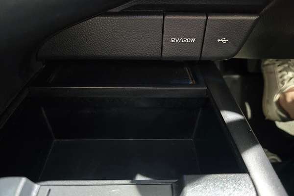 2023 Toyota Camry Ascent AXVH70R
