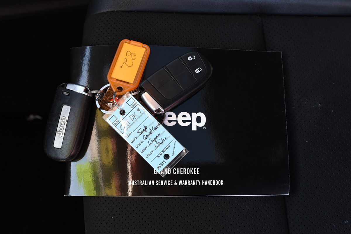 2019 Jeep Grand Cherokee Night Eagle WK