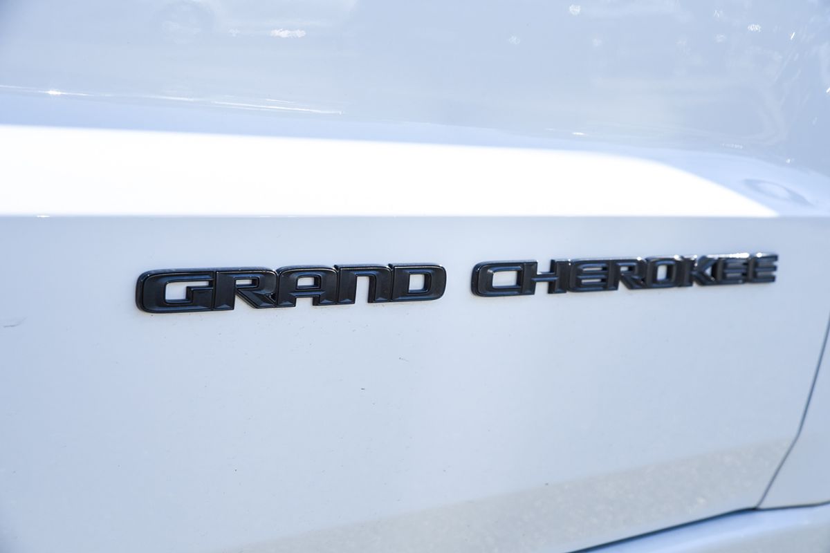 2019 Jeep Grand Cherokee Night Eagle WK