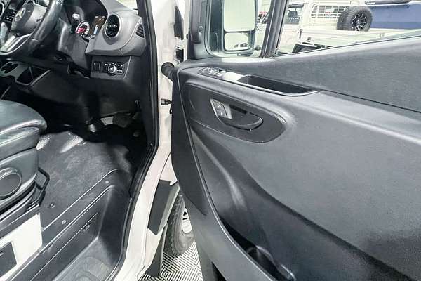 2019 Mercedes-Benz Sprinter 419CDI VS30