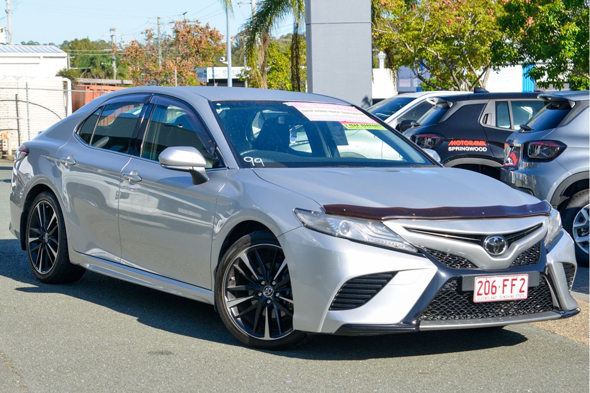 2019 Toyota Camry SX GSV70R