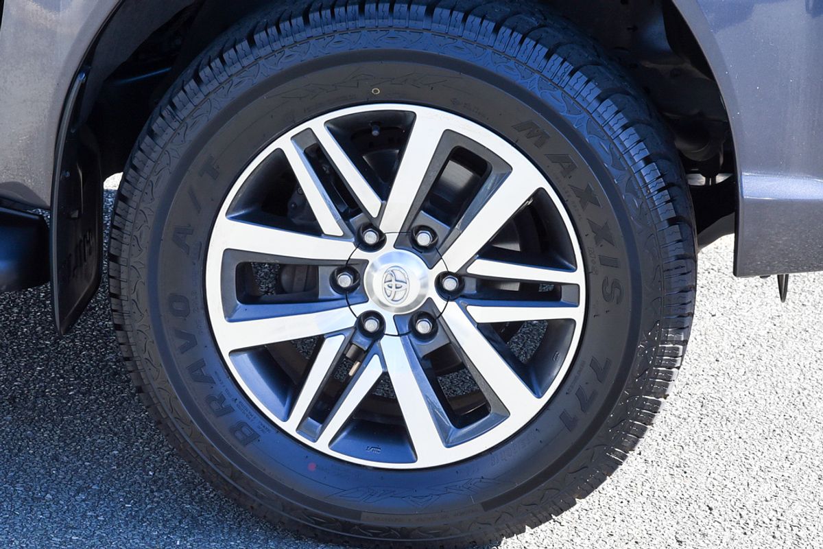 2019 Toyota Hilux SR5 GUN126R 4X4
