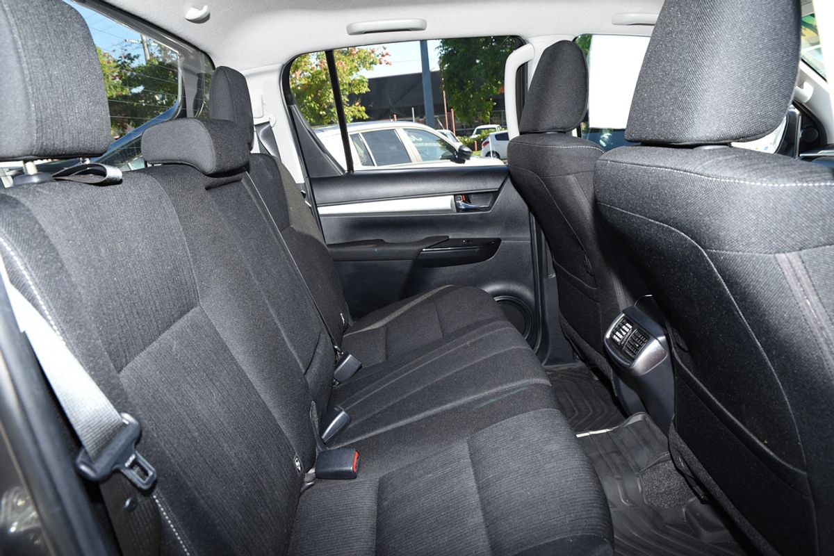 2019 Toyota Hilux SR5 GUN126R 4X4