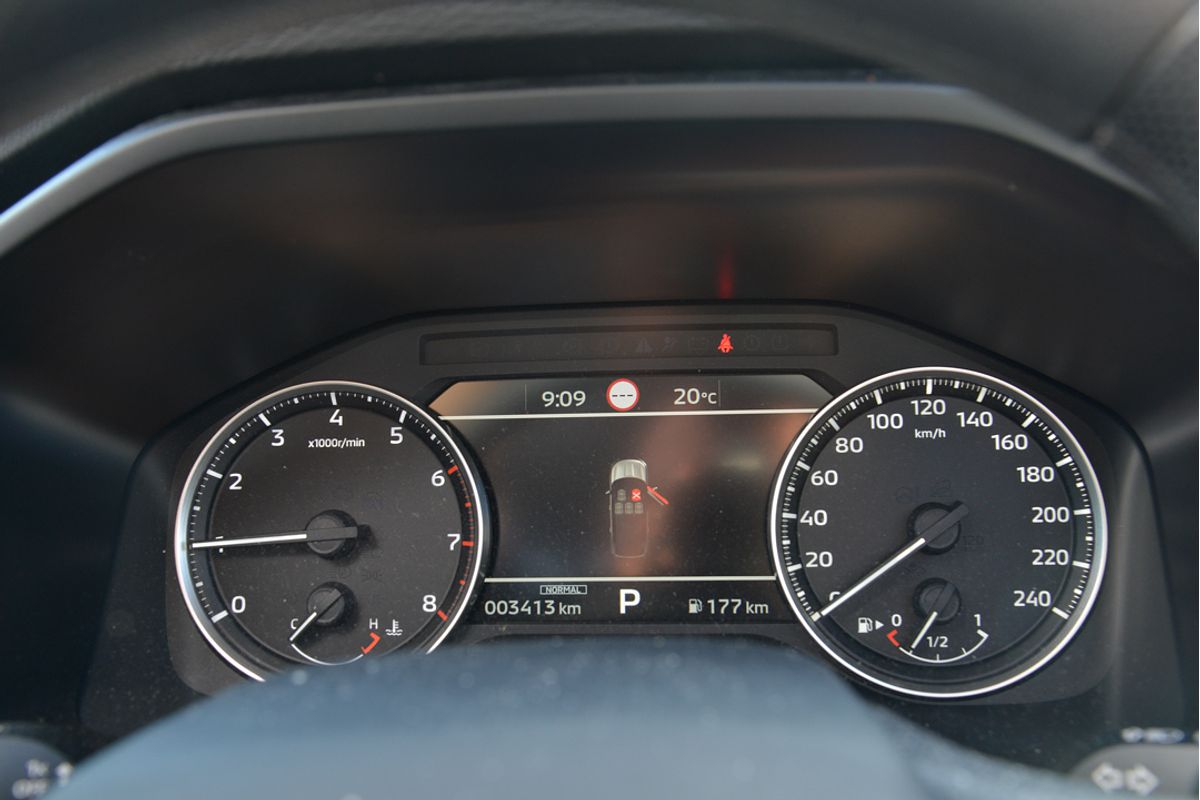 2024 Mitsubishi Outlander ES ZM