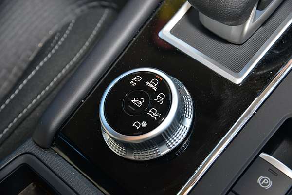 2024 Mitsubishi Outlander ES ZM