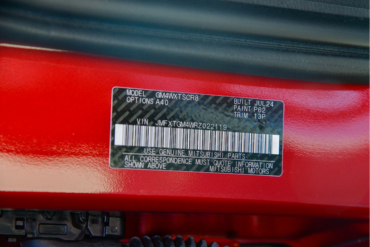2024 Mitsubishi Outlander ES ZM