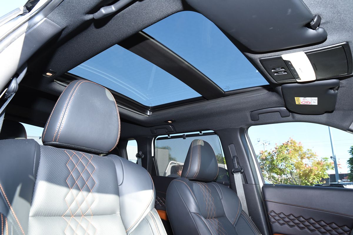 2023 Mitsubishi Outlander Exceed Tourer ZM