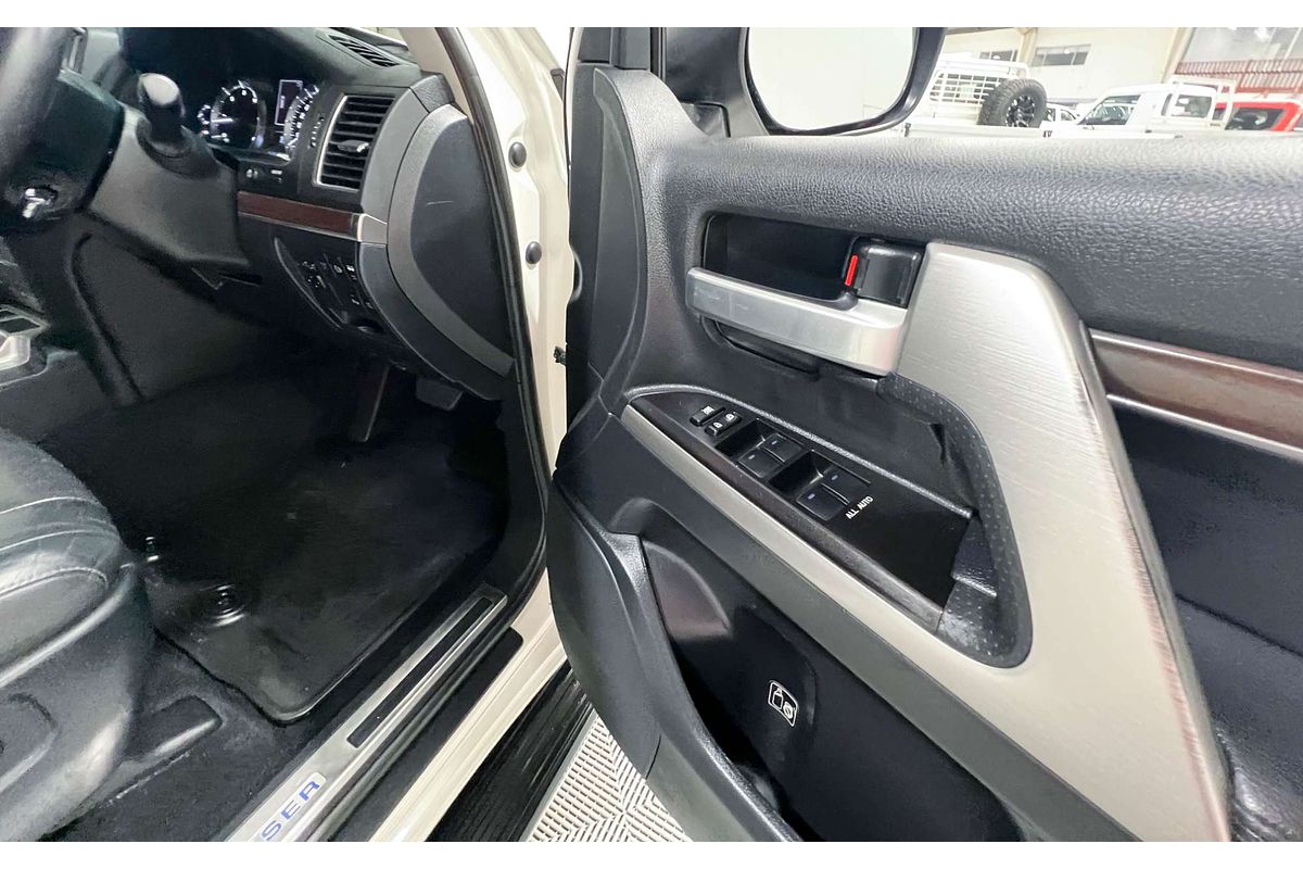 2016 Toyota Landcruiser VX VDJ200R