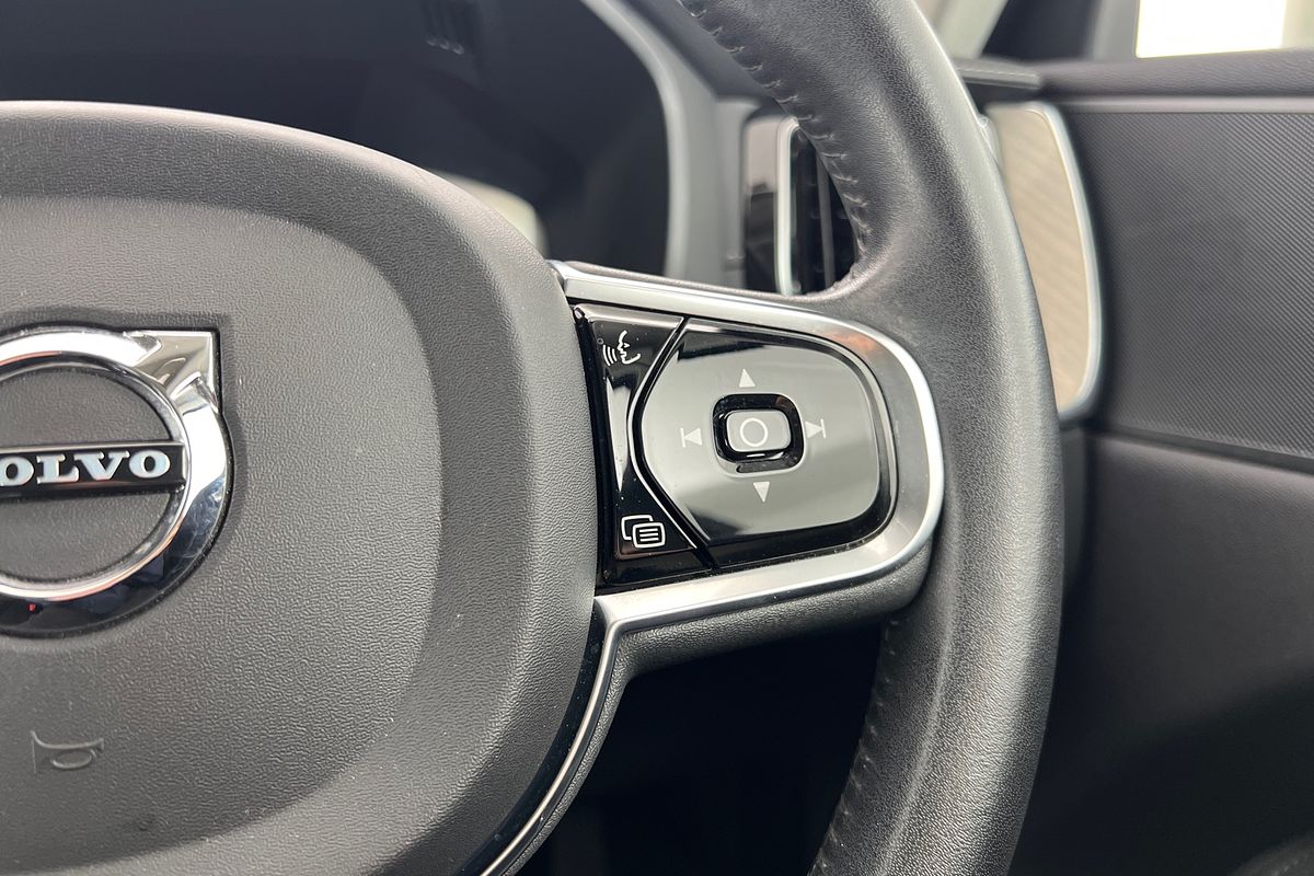 2021 Volvo XC60 D4 Inscription