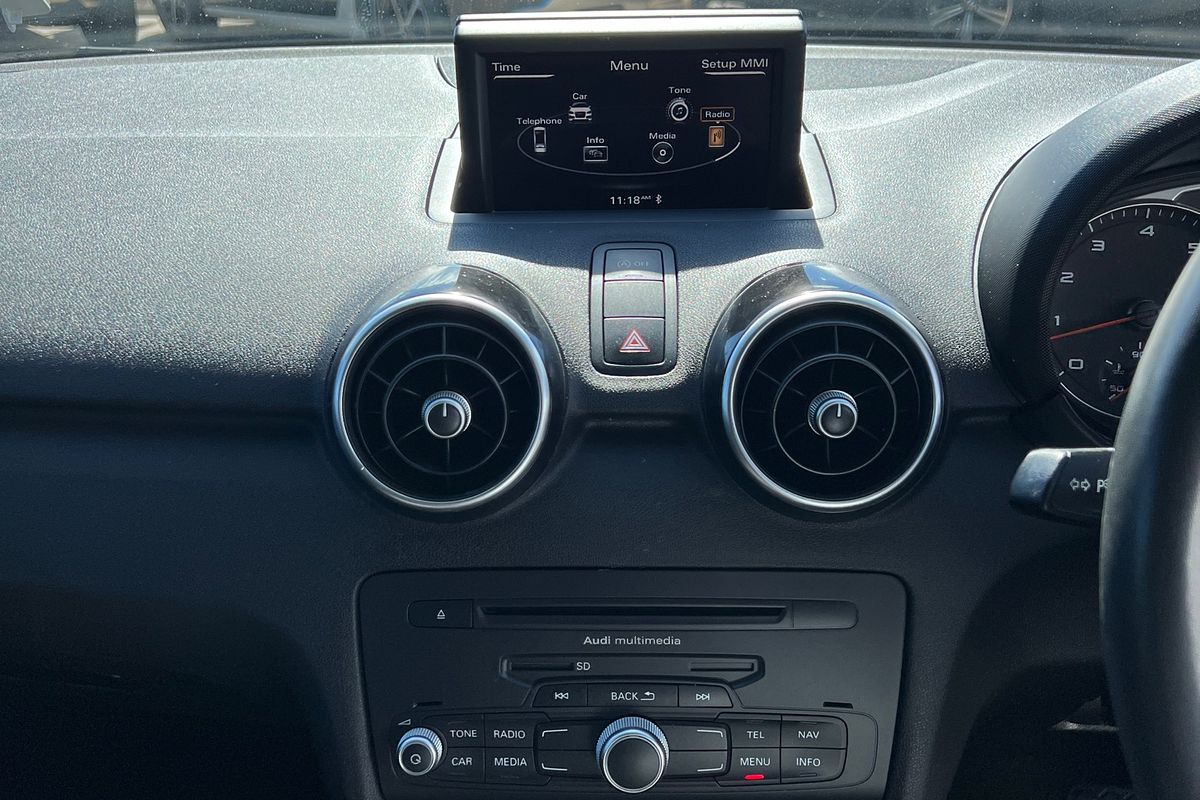 2014 Audi A1 Attraction 8X