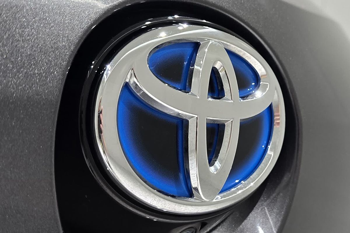 2022 Toyota Corolla ZR Hybrid ZWE211R