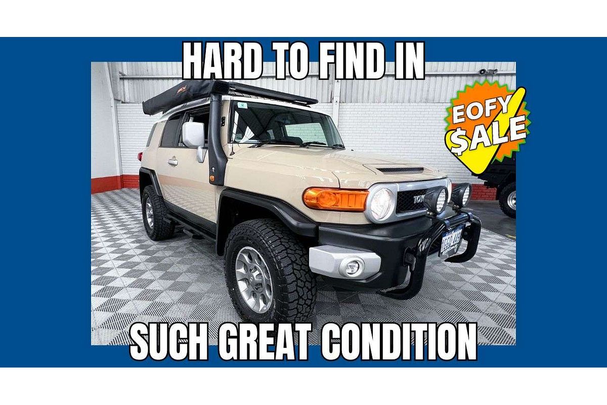 2013 Toyota FJ Cruiser GSJ15R