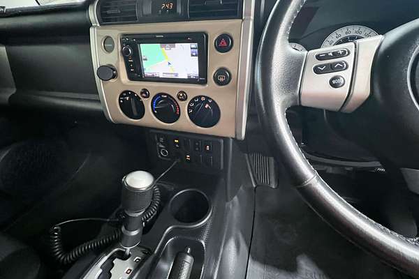 2013 Toyota FJ Cruiser GSJ15R
