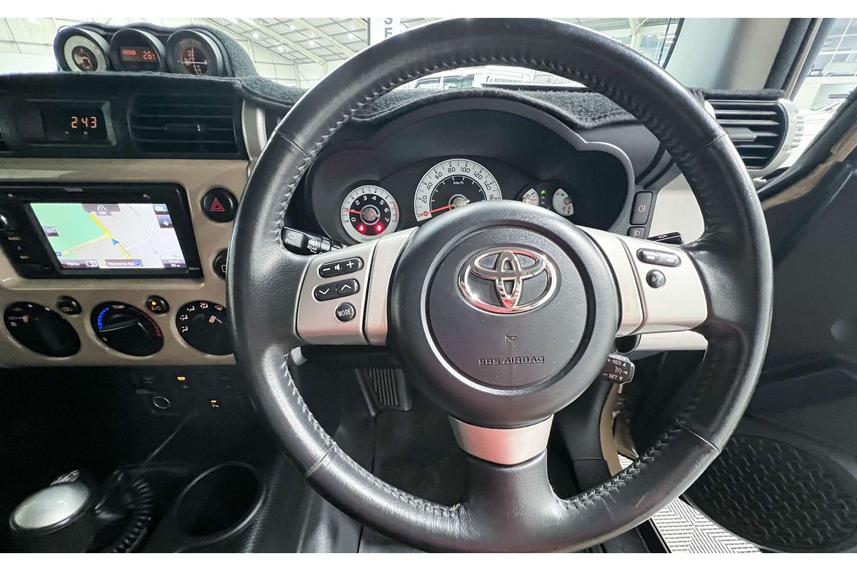 2013 Toyota FJ Cruiser GSJ15R