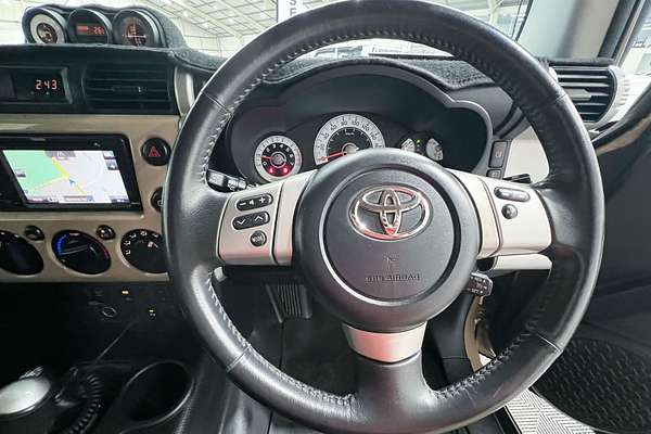 2013 Toyota FJ Cruiser GSJ15R