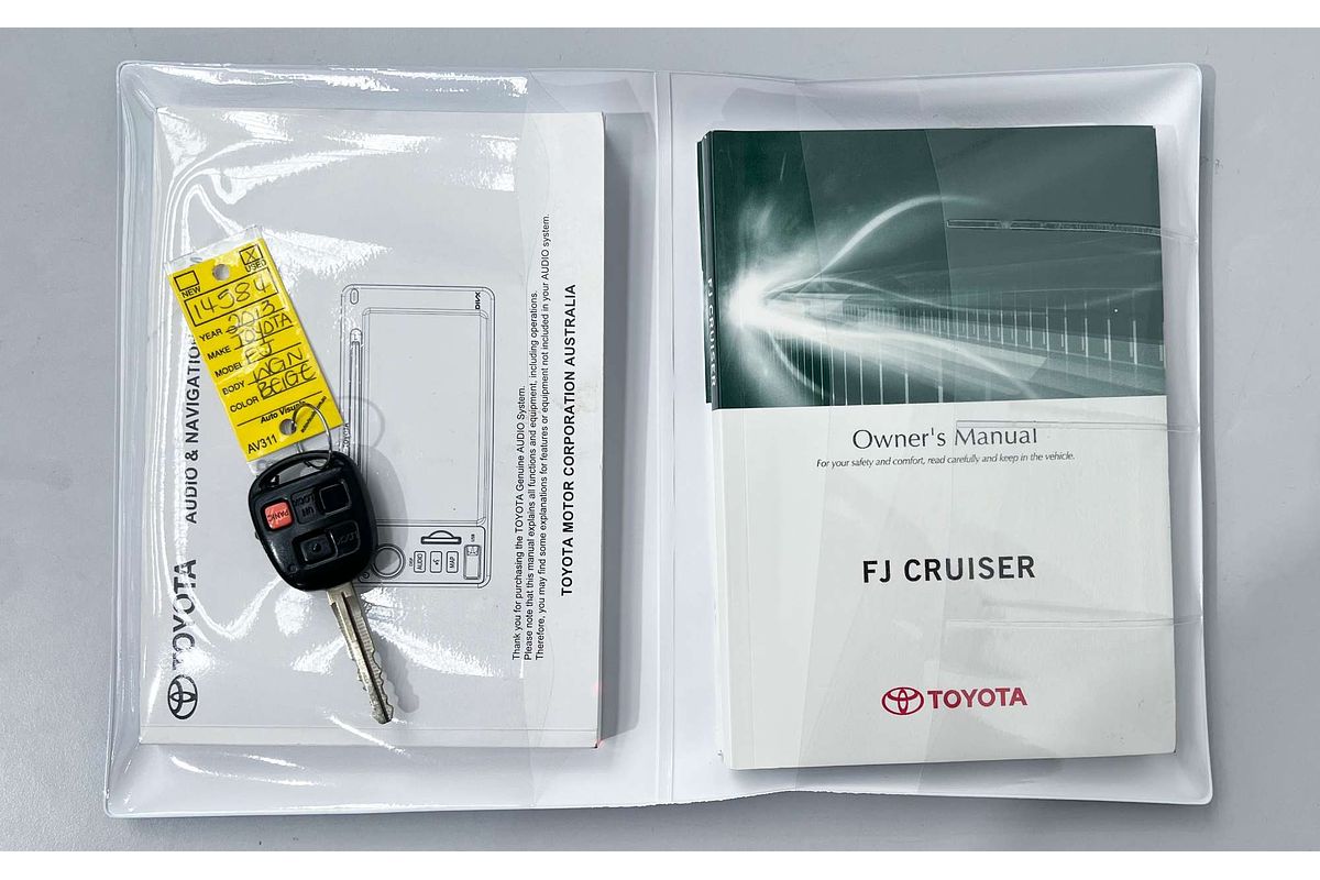 2013 Toyota FJ Cruiser GSJ15R