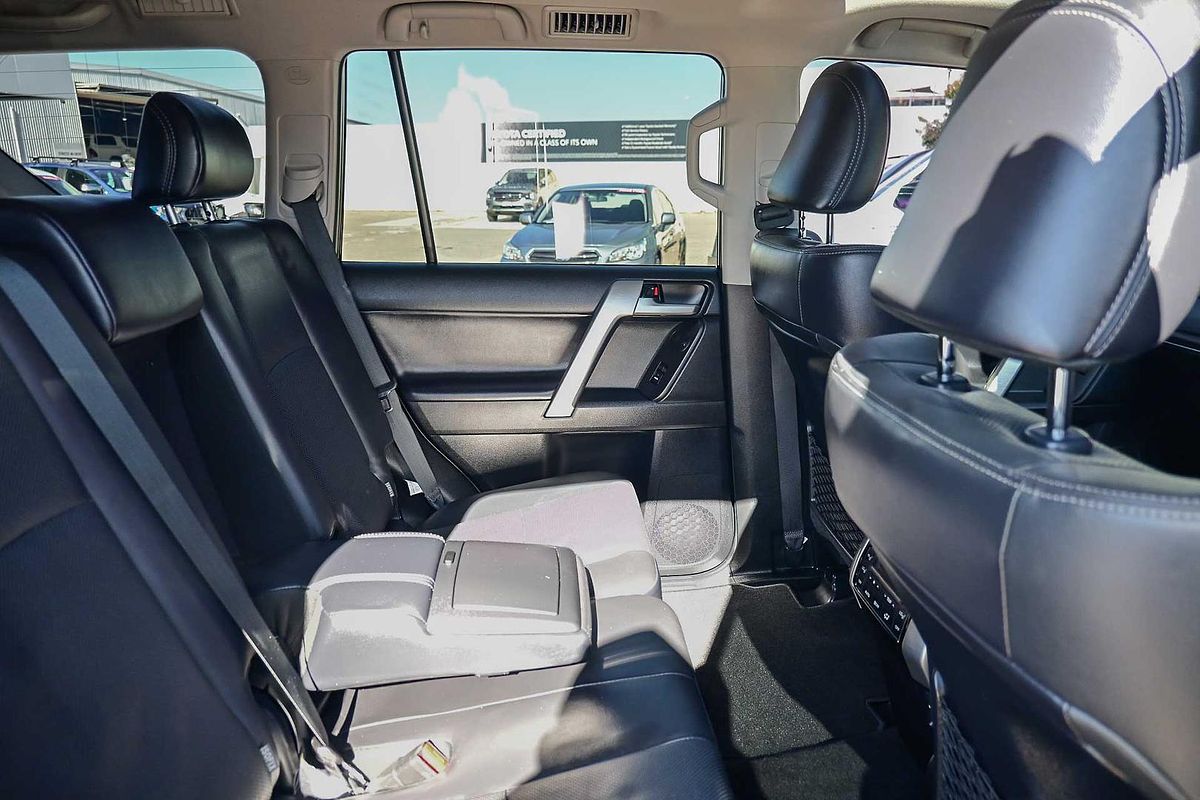 2023 Toyota Landcruiser Prado Kakadu GDJ150R