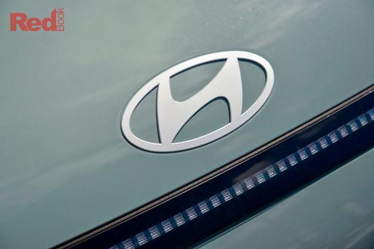 2025 Hyundai Kona Premium SX2.V2
