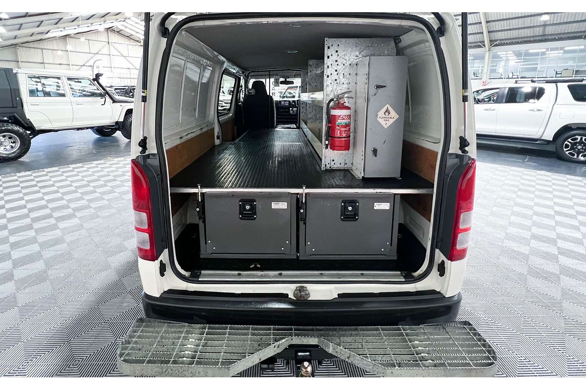 2017 Toyota Hiace KDH201R LWB