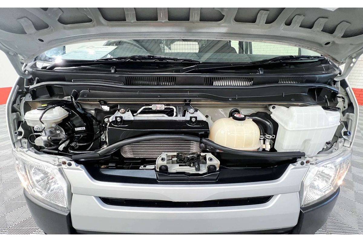 2017 Toyota Hiace KDH201R LWB