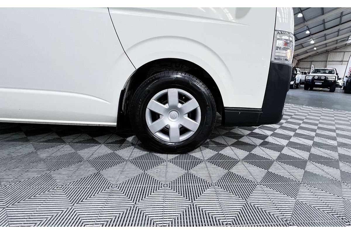 2017 Toyota Hiace KDH201R LWB