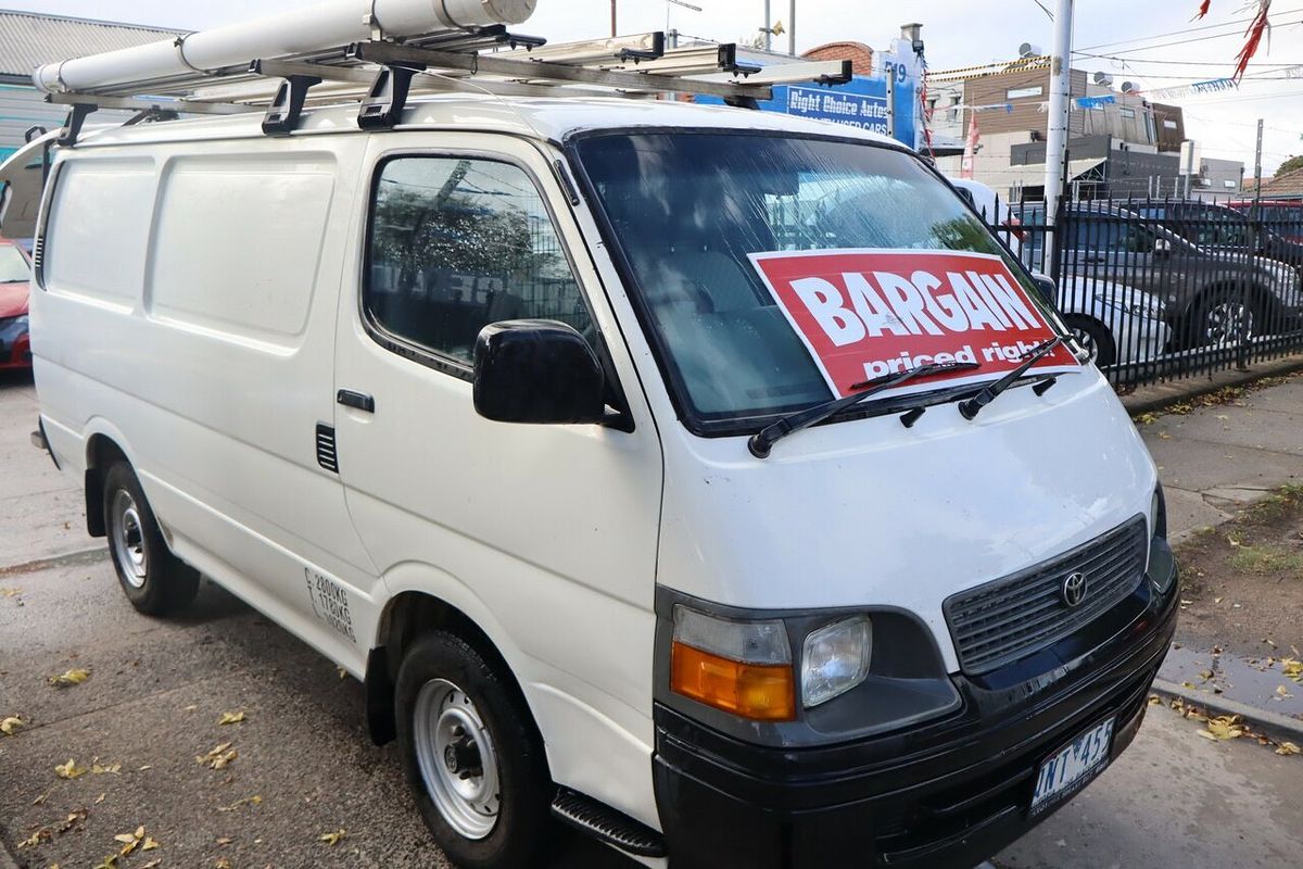 2000 Toyota HiAce SBV LWB RCH22R